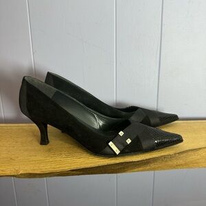 Elegant Black Suede and leather kitten Heels